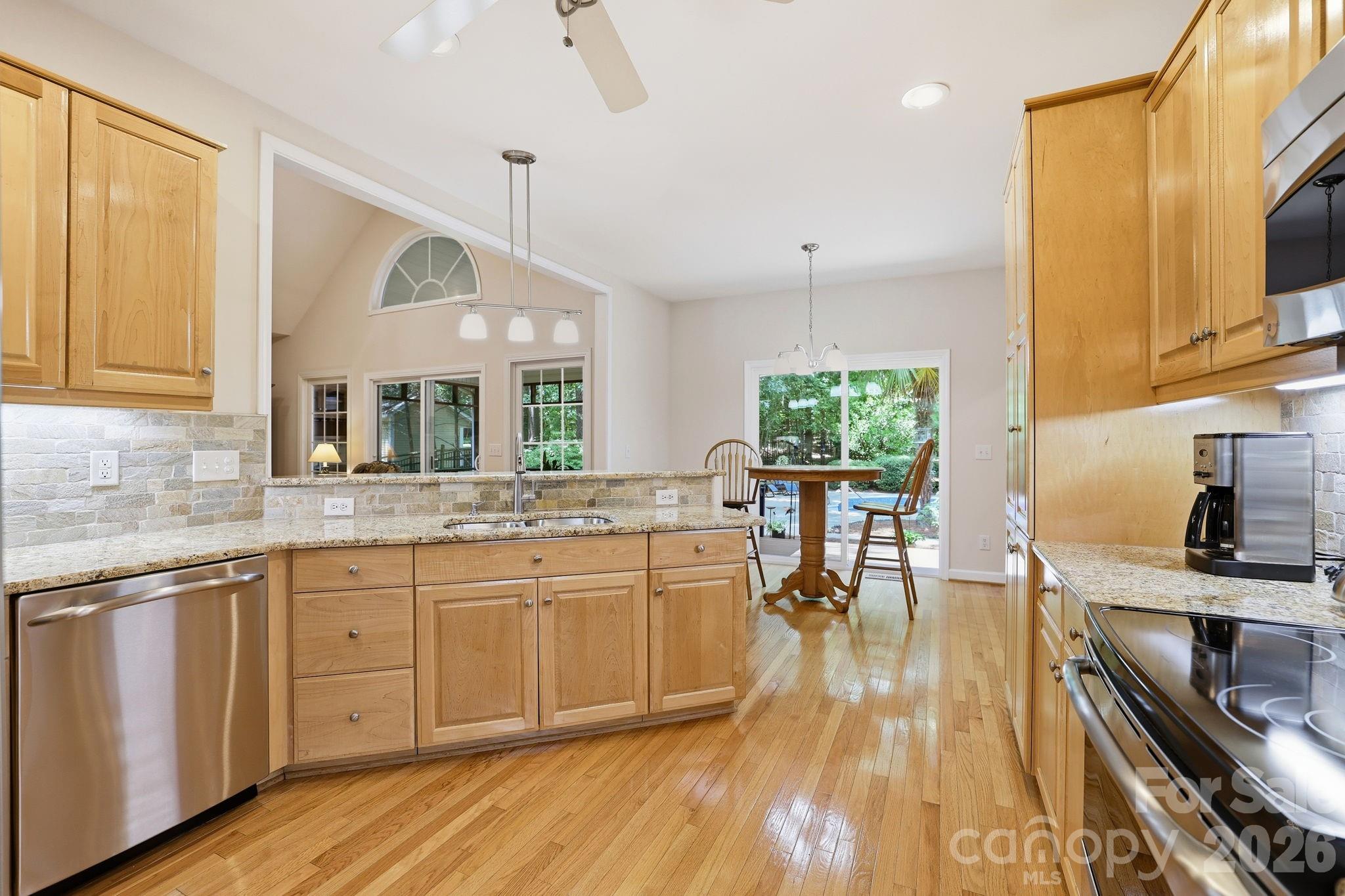 Eastview Oaks - Residential