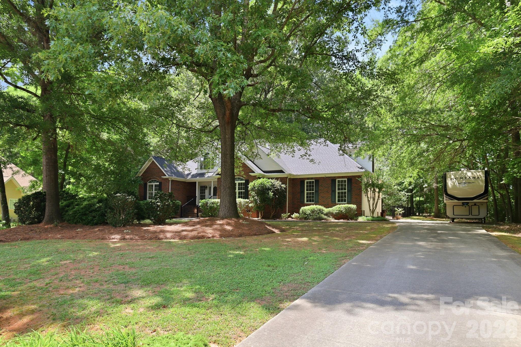 Eastview Oaks - Residential