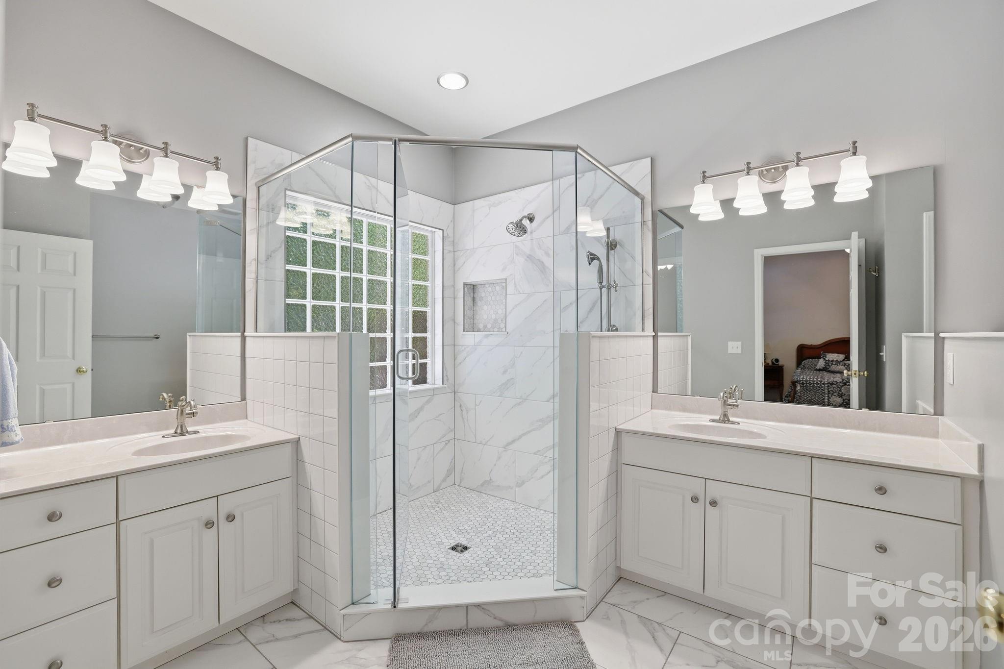 Eastview Oaks - Residential