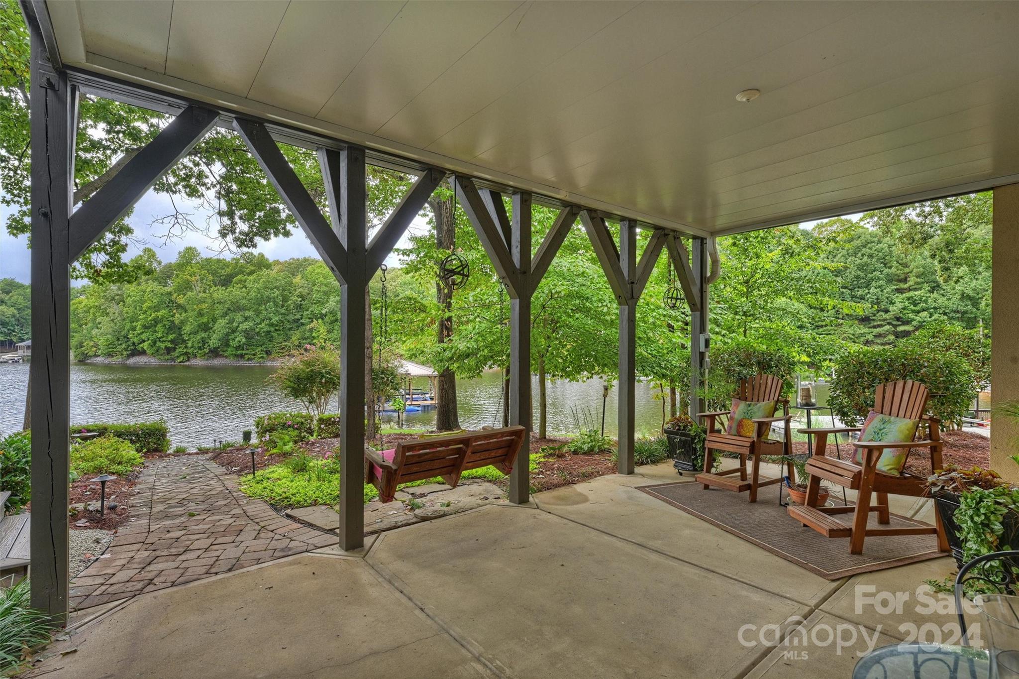 Lakepointe South - Residential