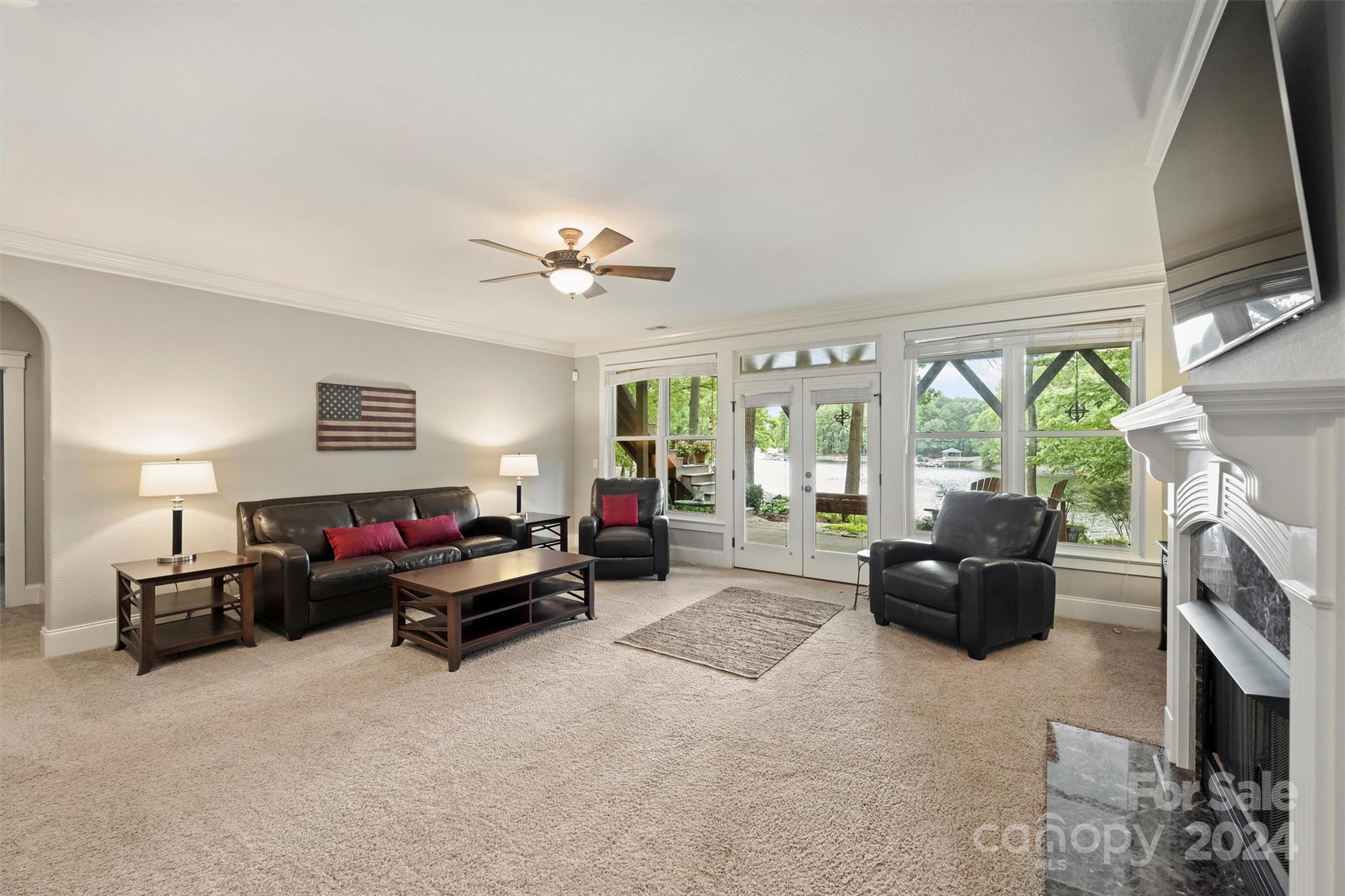 Lakepointe South - Residential