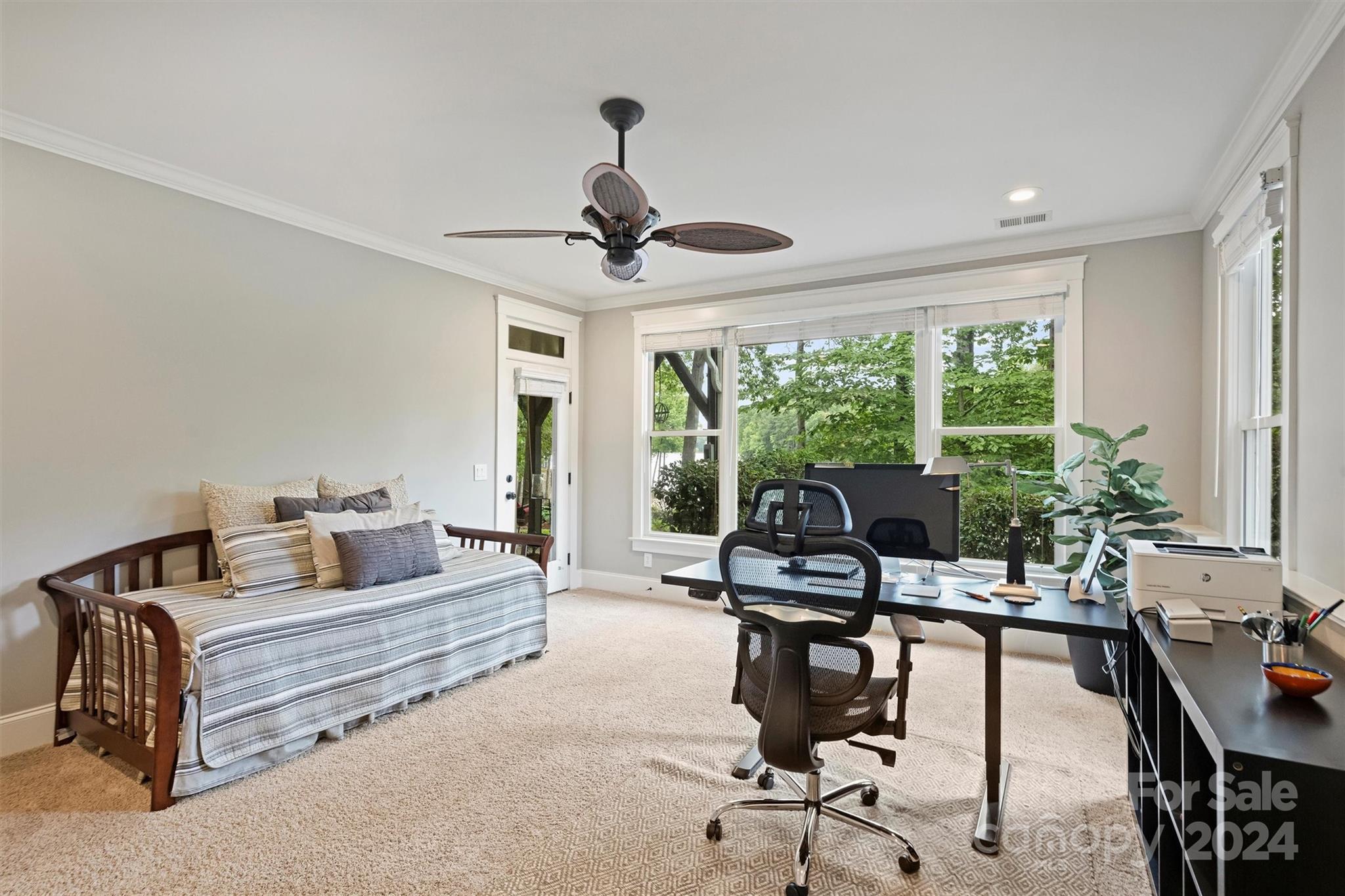 Lakepointe South - Residential