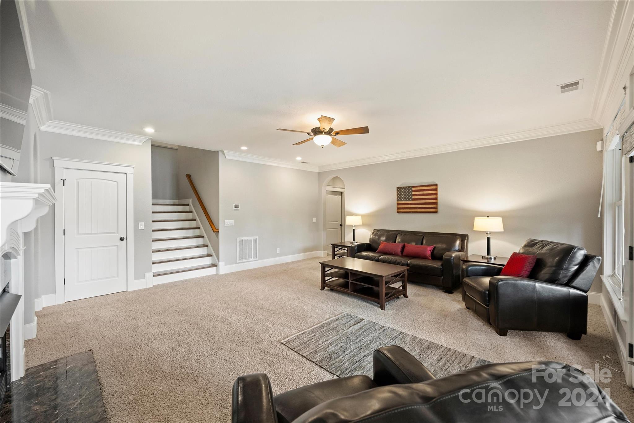 Lakepointe South - Residential