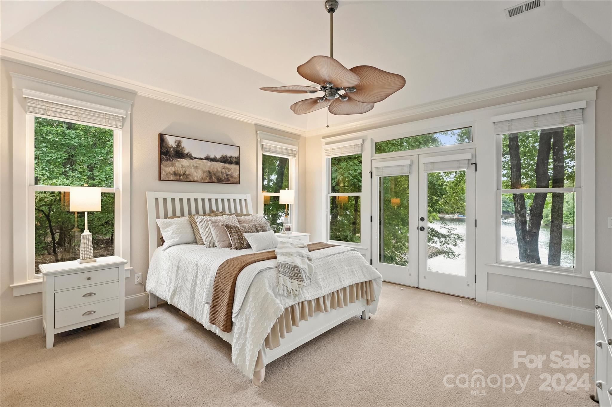 Lakepointe South - Residential