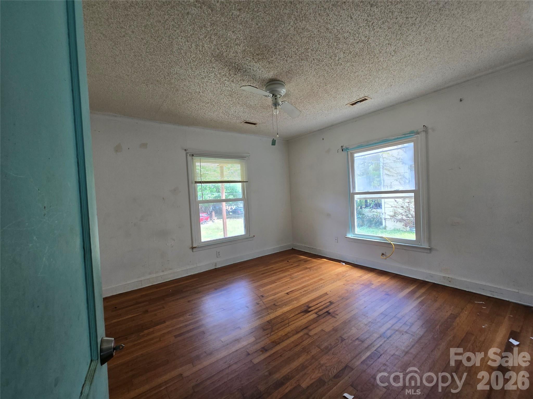 207 W Washington Avenue