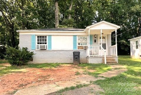 2624 Remington Street Charlotte NC 28216