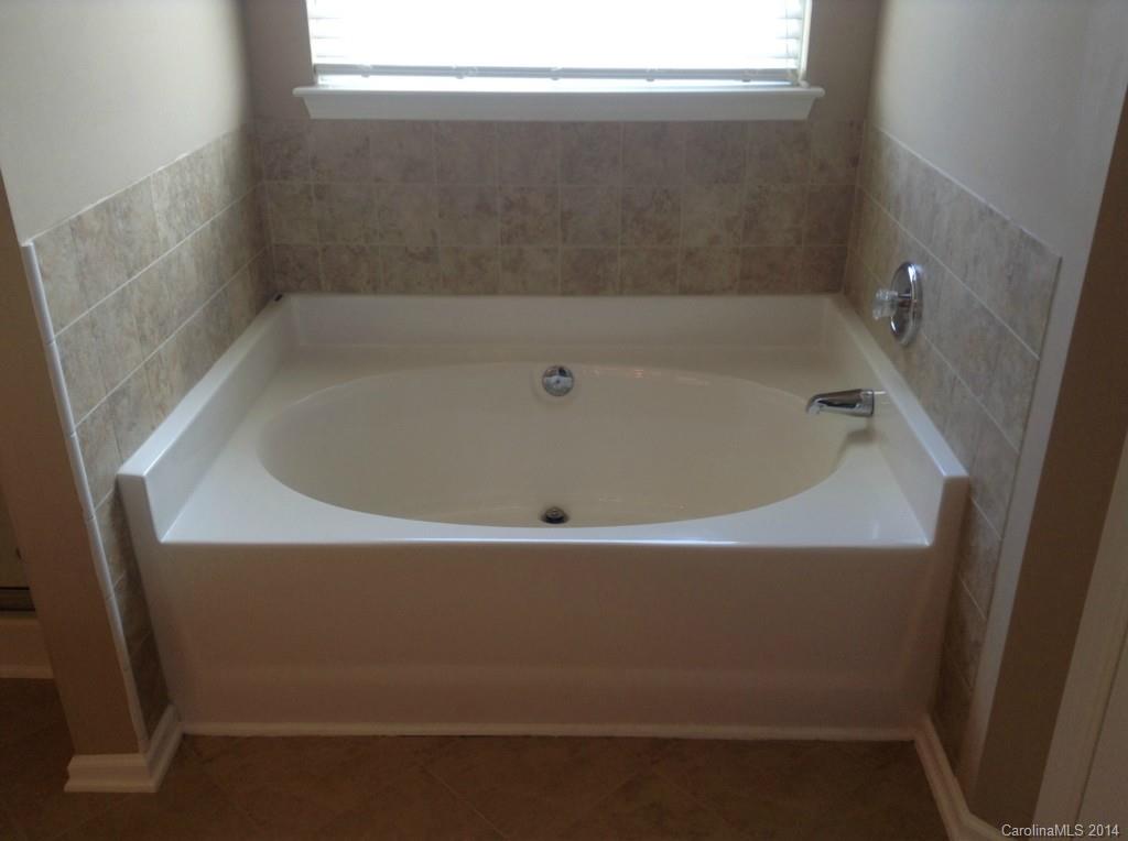 Curtis Pond - Residential Lease