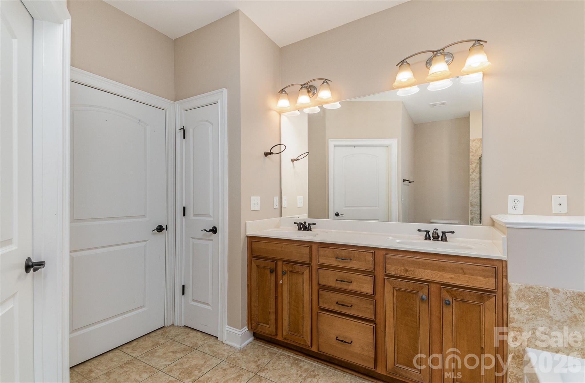 Emerald Green - Residential