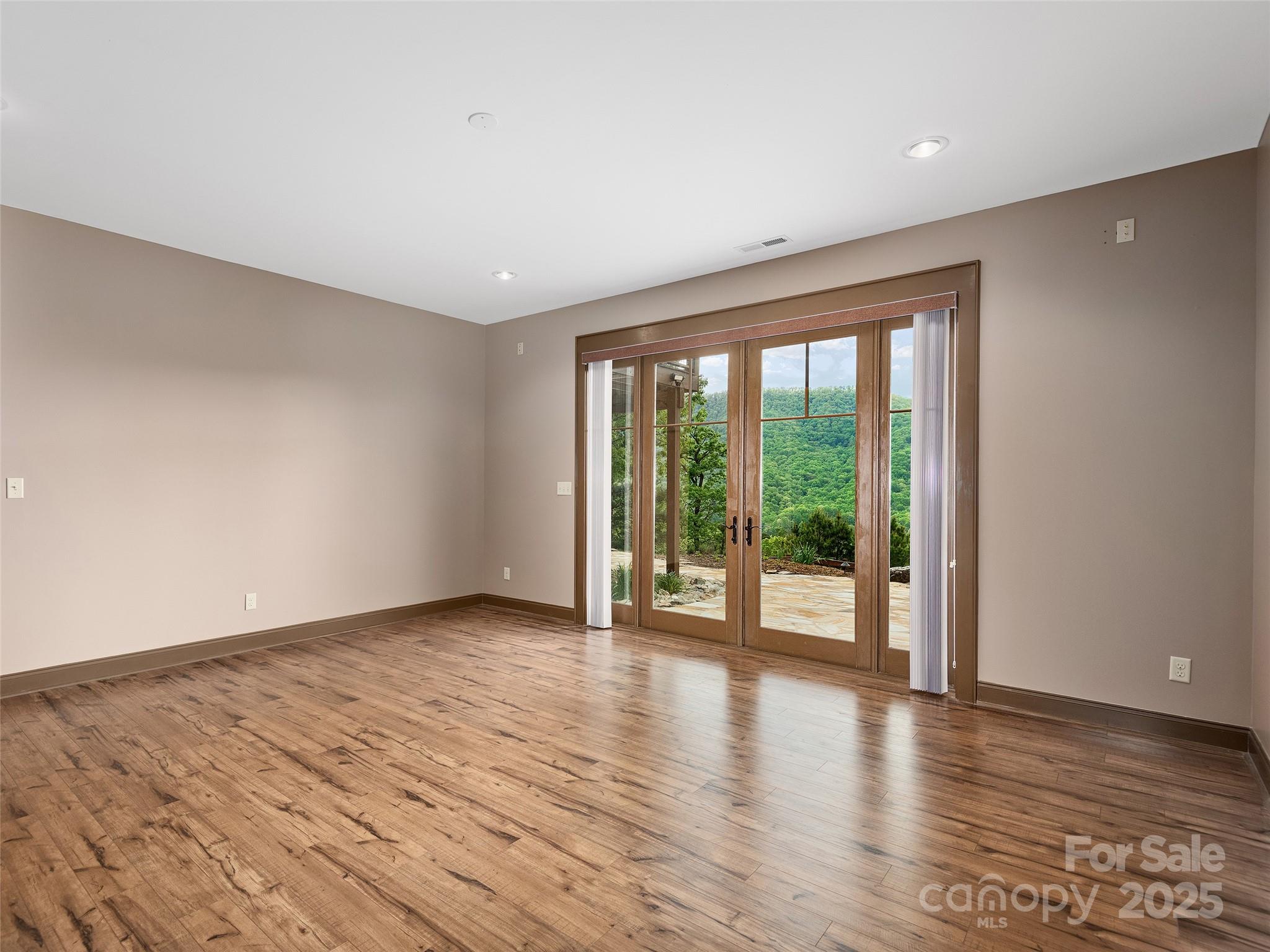 Homestead at Mills River - Residential