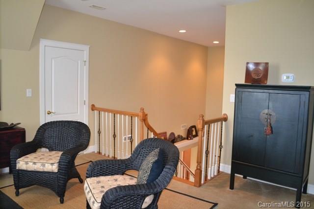 Joslin Pointe - Residential