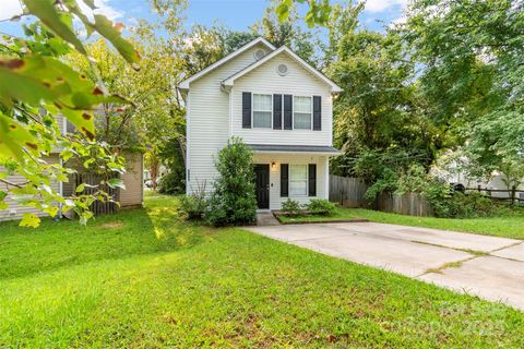 5541 Peachwood Drive Charlotte NC 28216