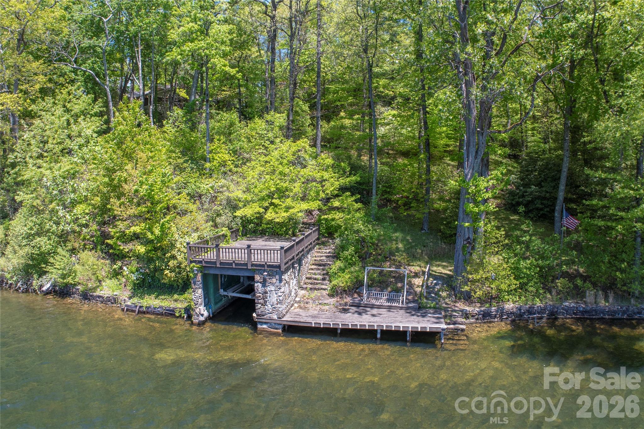 Lake Toxaway Estates - Land