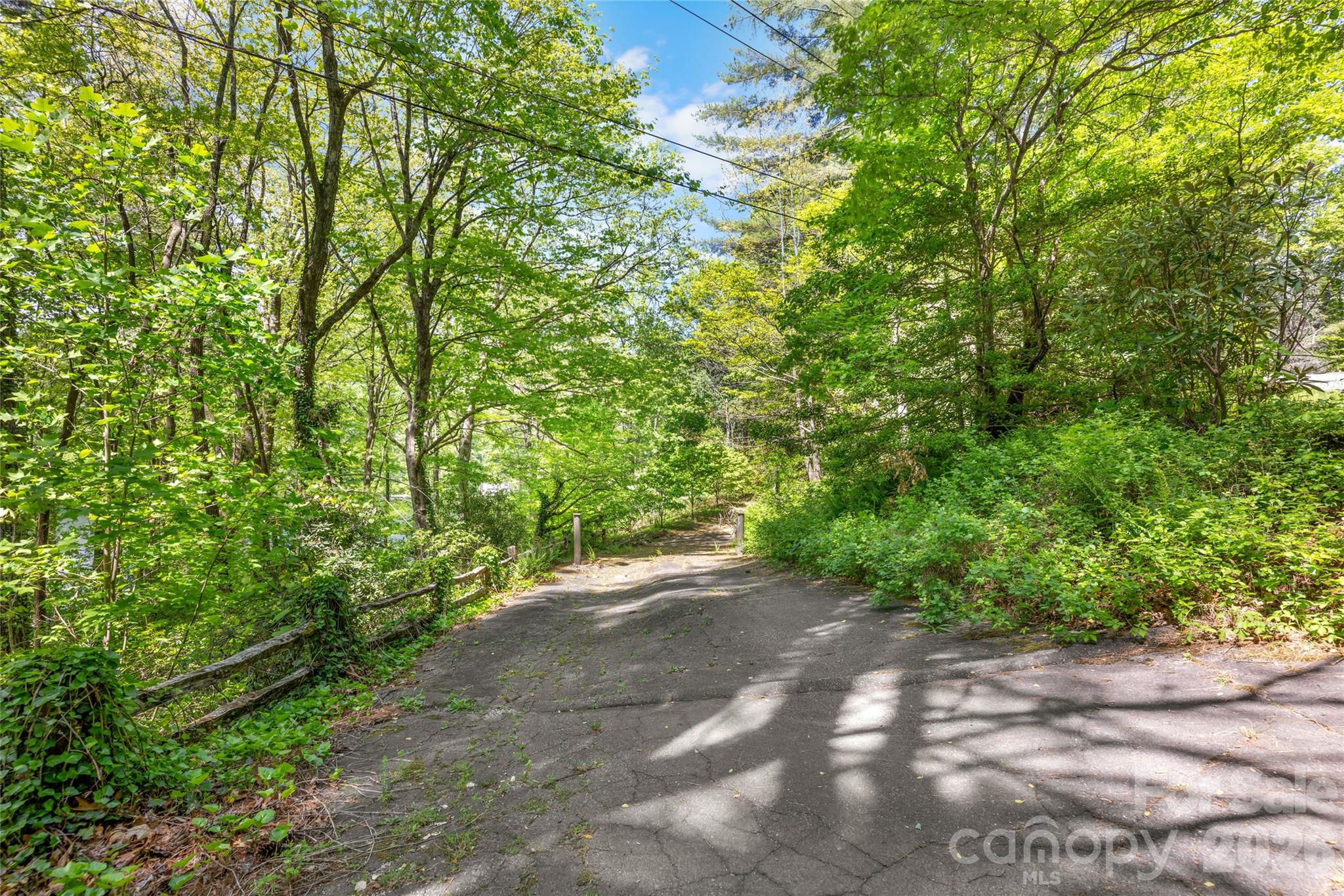 Lake Toxaway Estates - Land