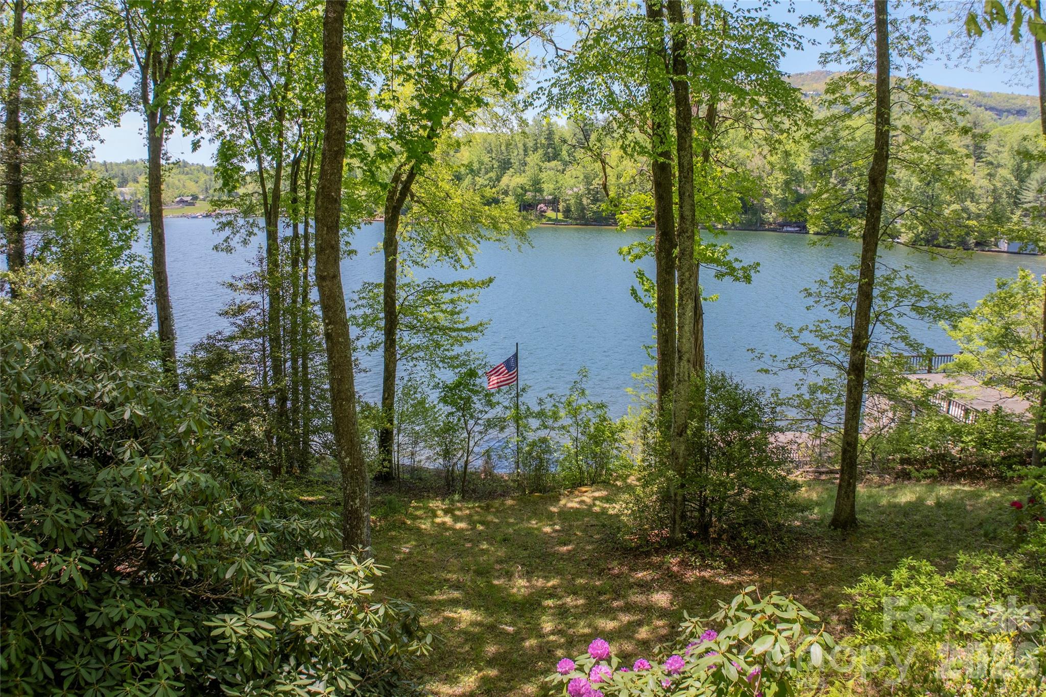 Lake Toxaway Estates - Land
