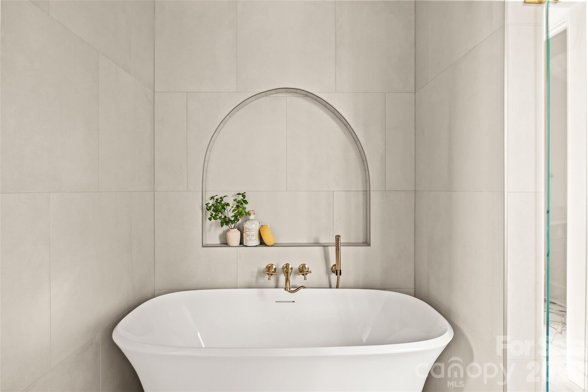 Lansdowne - Residential