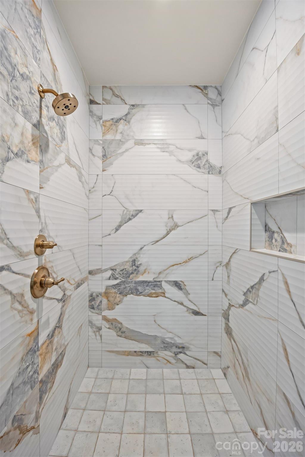 Lansdowne - Residential