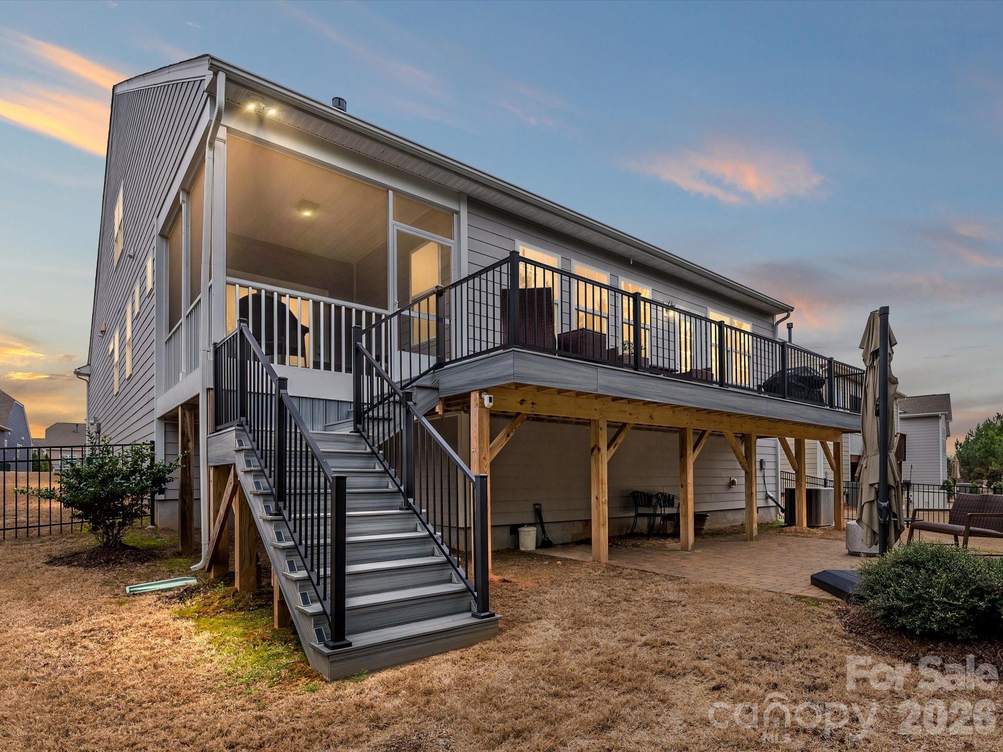 Tree Tops - Residential