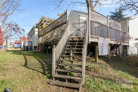 A home in Hendersonville