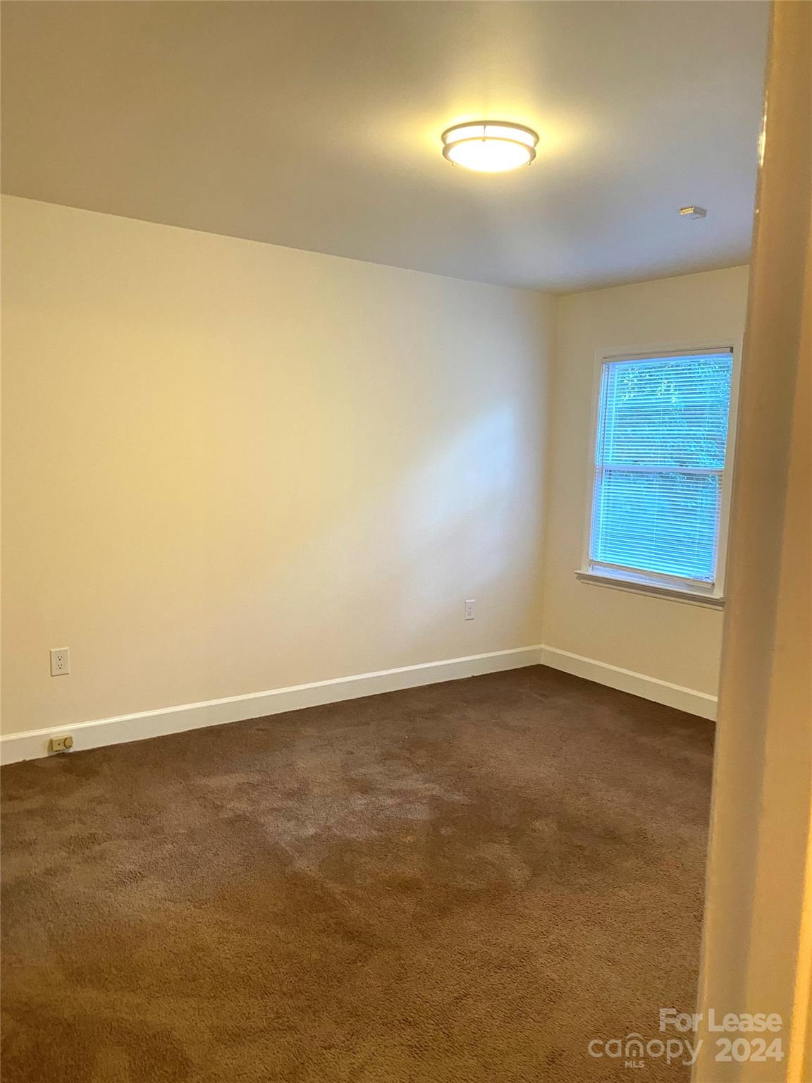 Oakhurst Heights - Residential Lease