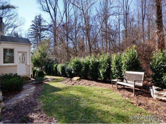 Royal Pines - Residential