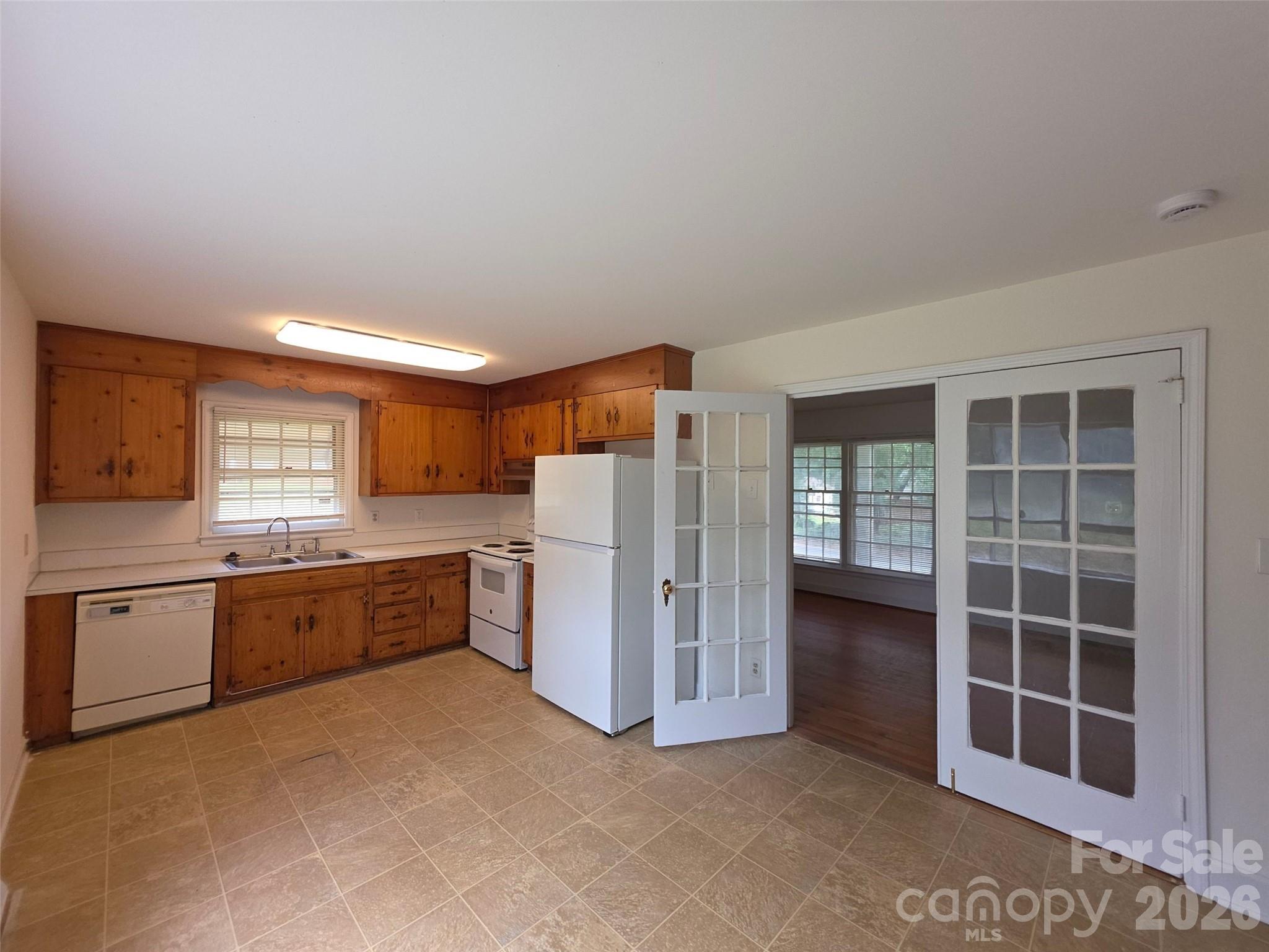 7600 Woodstream Drive