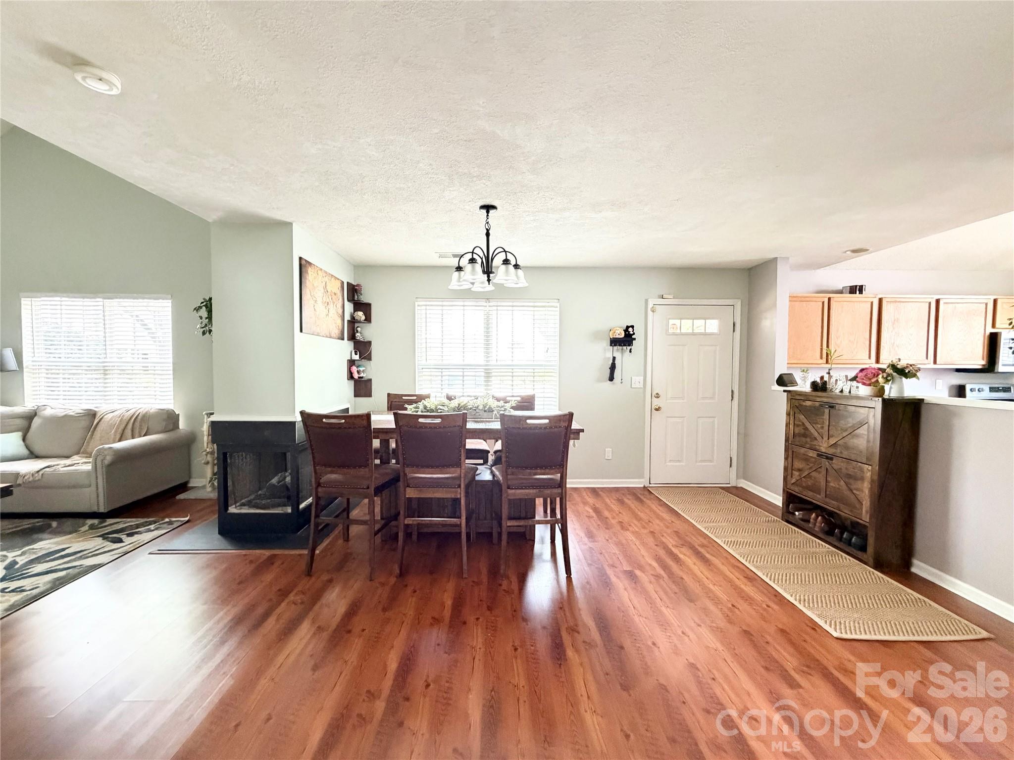 10206 University Park Lane
