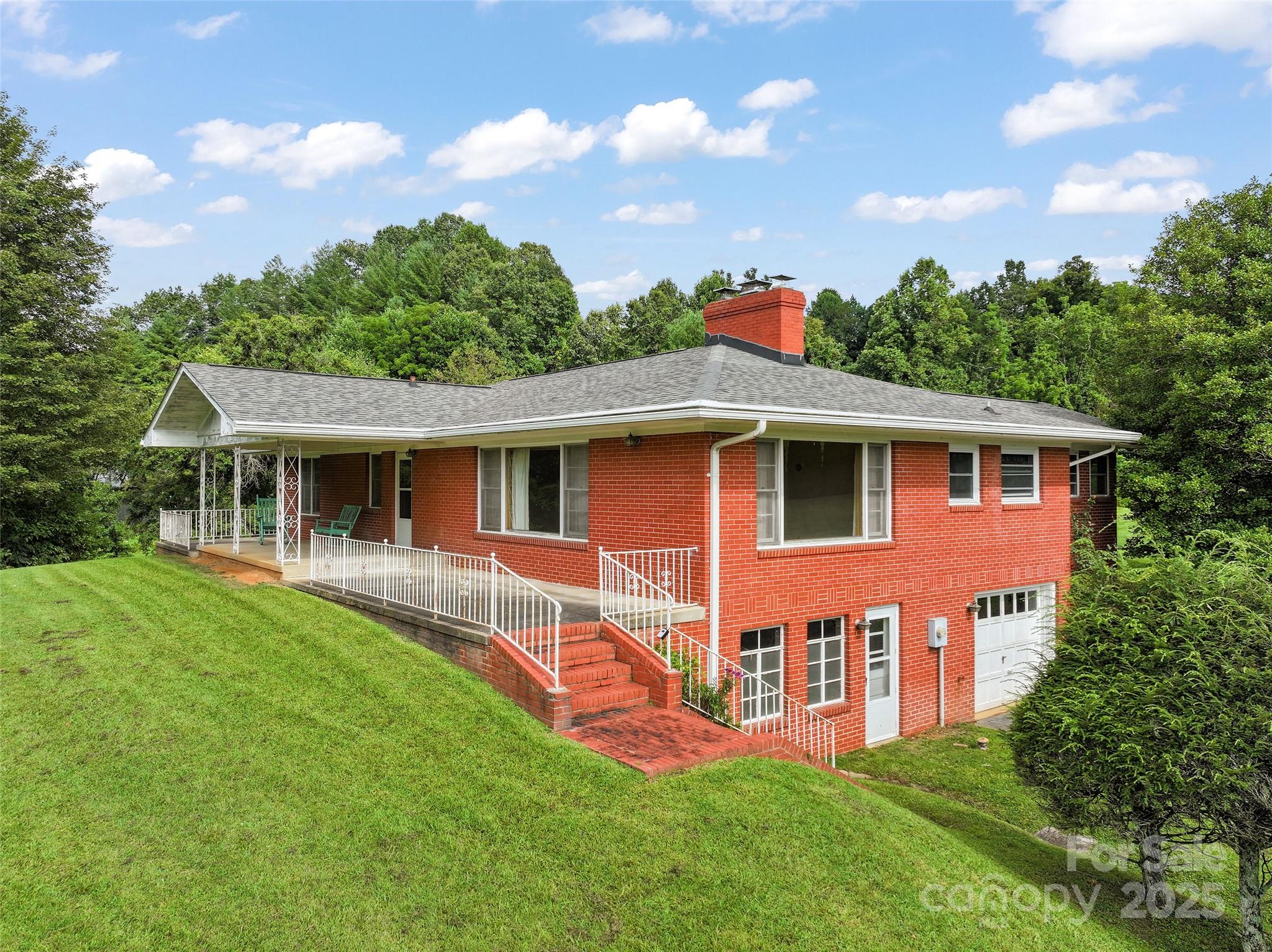 5 Noland Downs Road