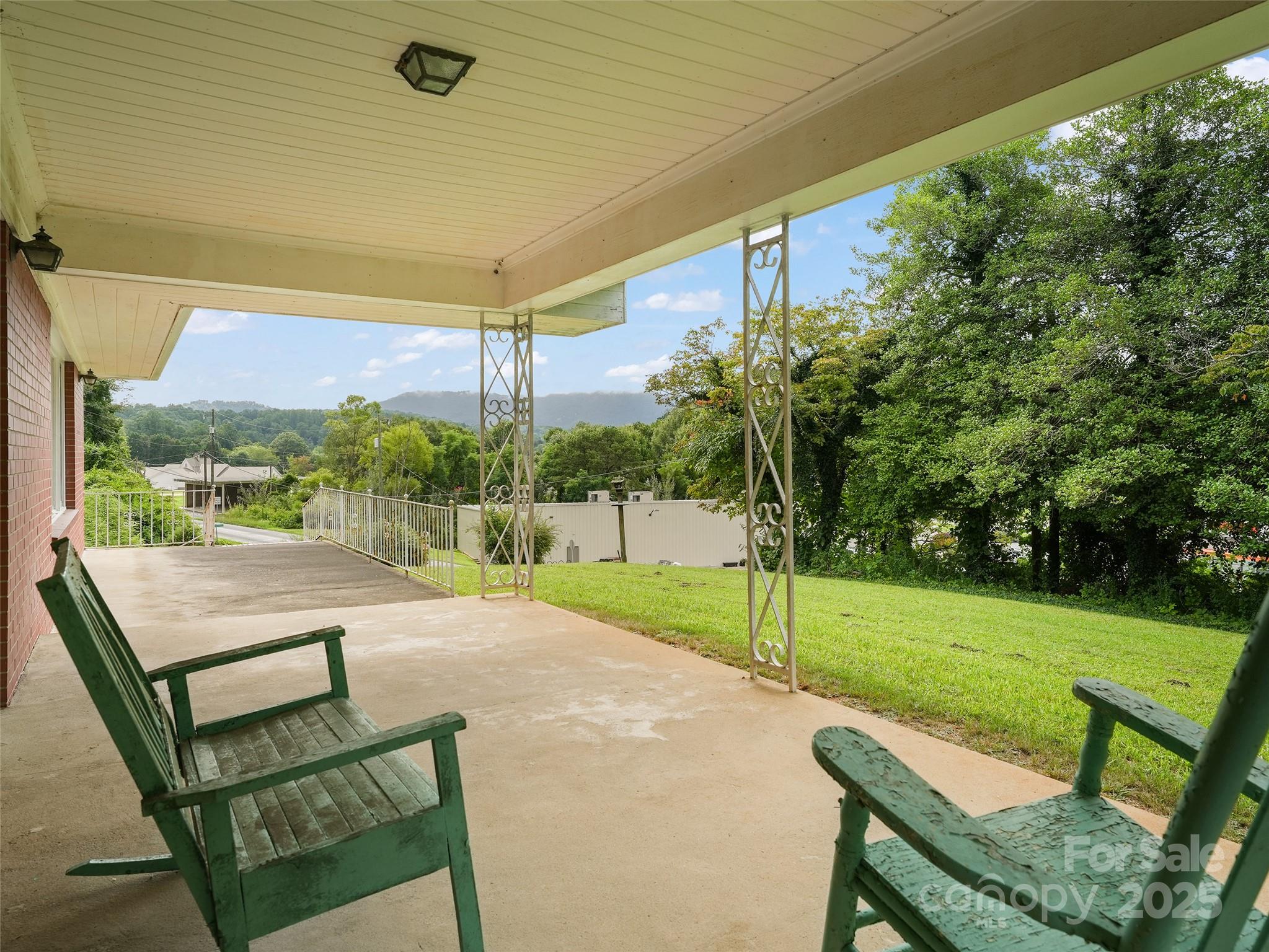 5 Noland Downs Road