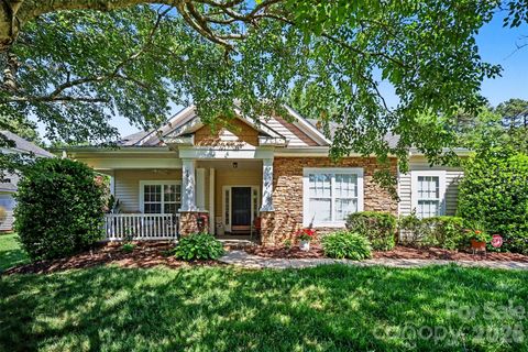 Photo of 7999 Worth Way, Denver, NC 28037 (MLS # 4372735)