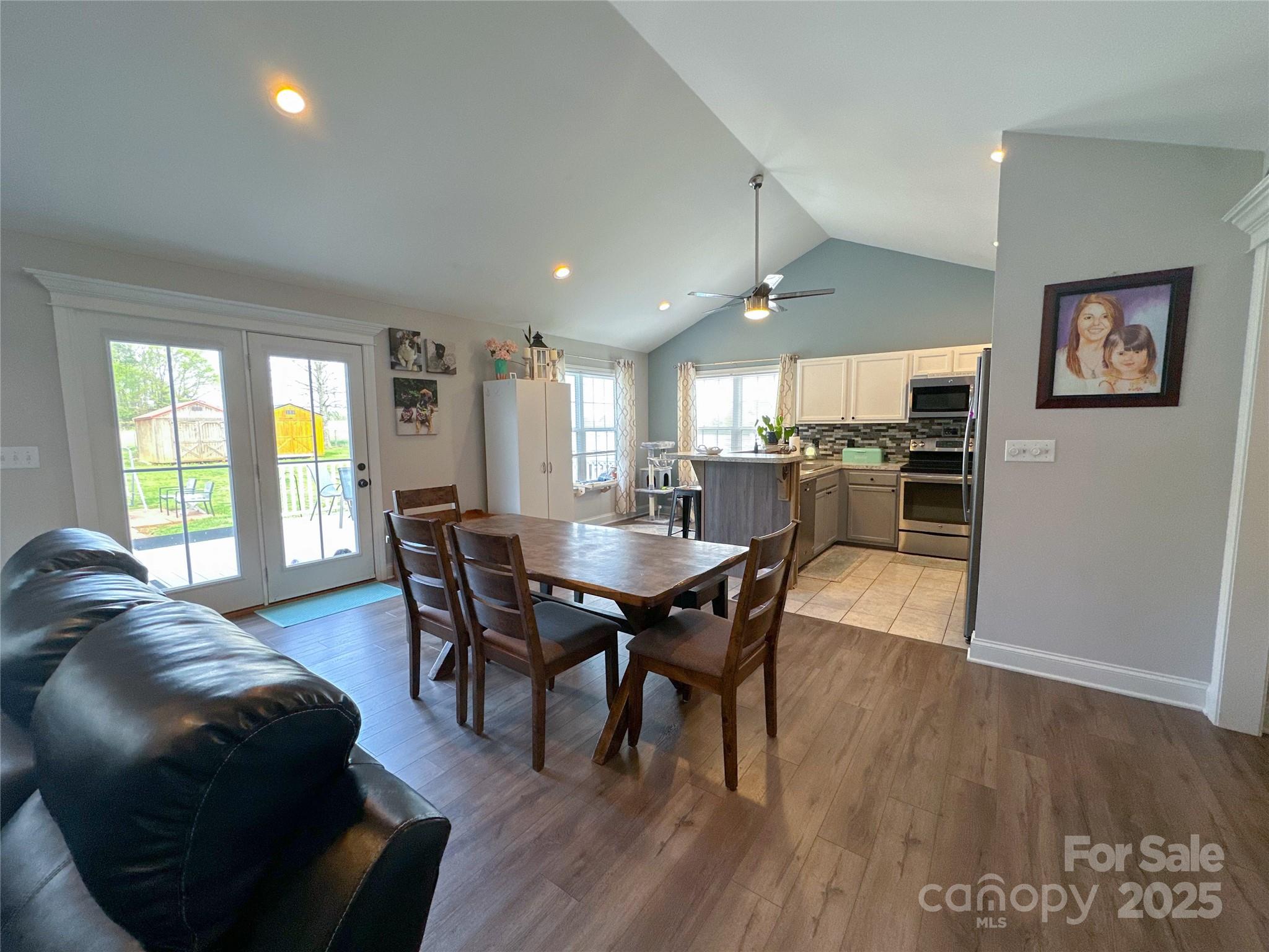 108 Windrow Lane