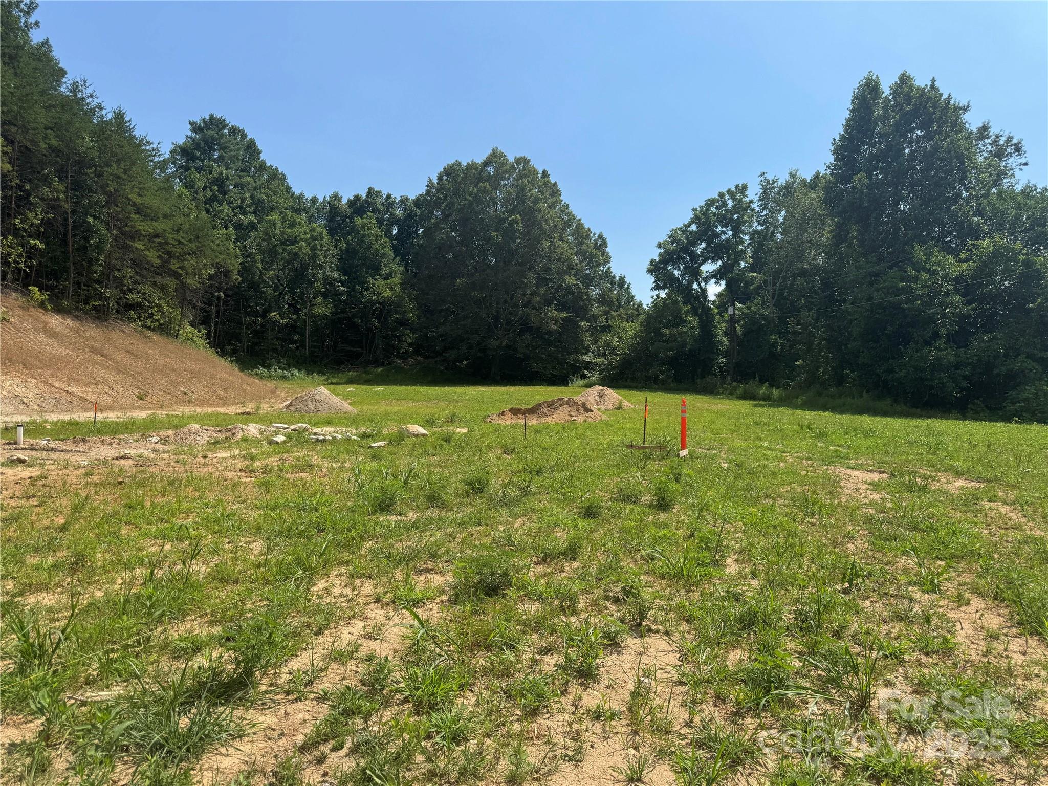 1829 Blowing Rock Boulevard