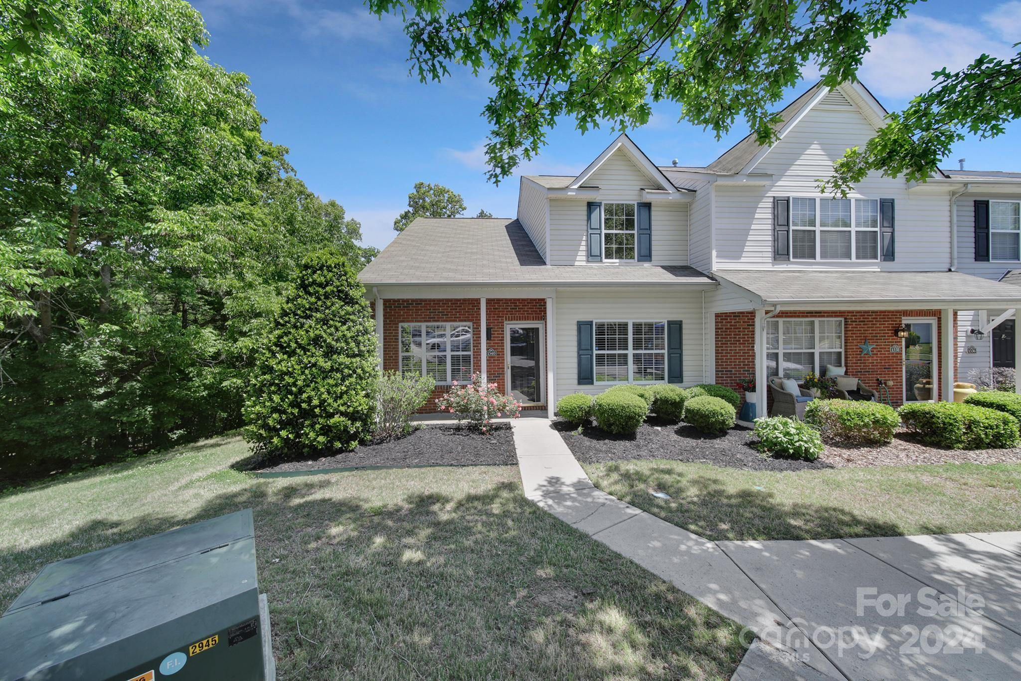 Lexington Commons - Residential