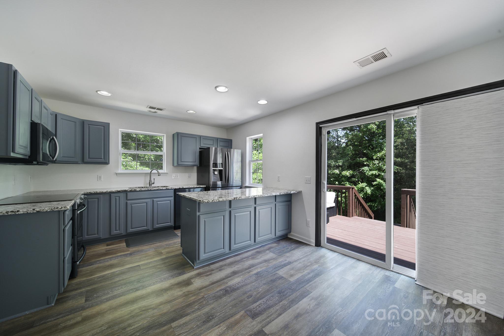 Lexington Commons - Residential