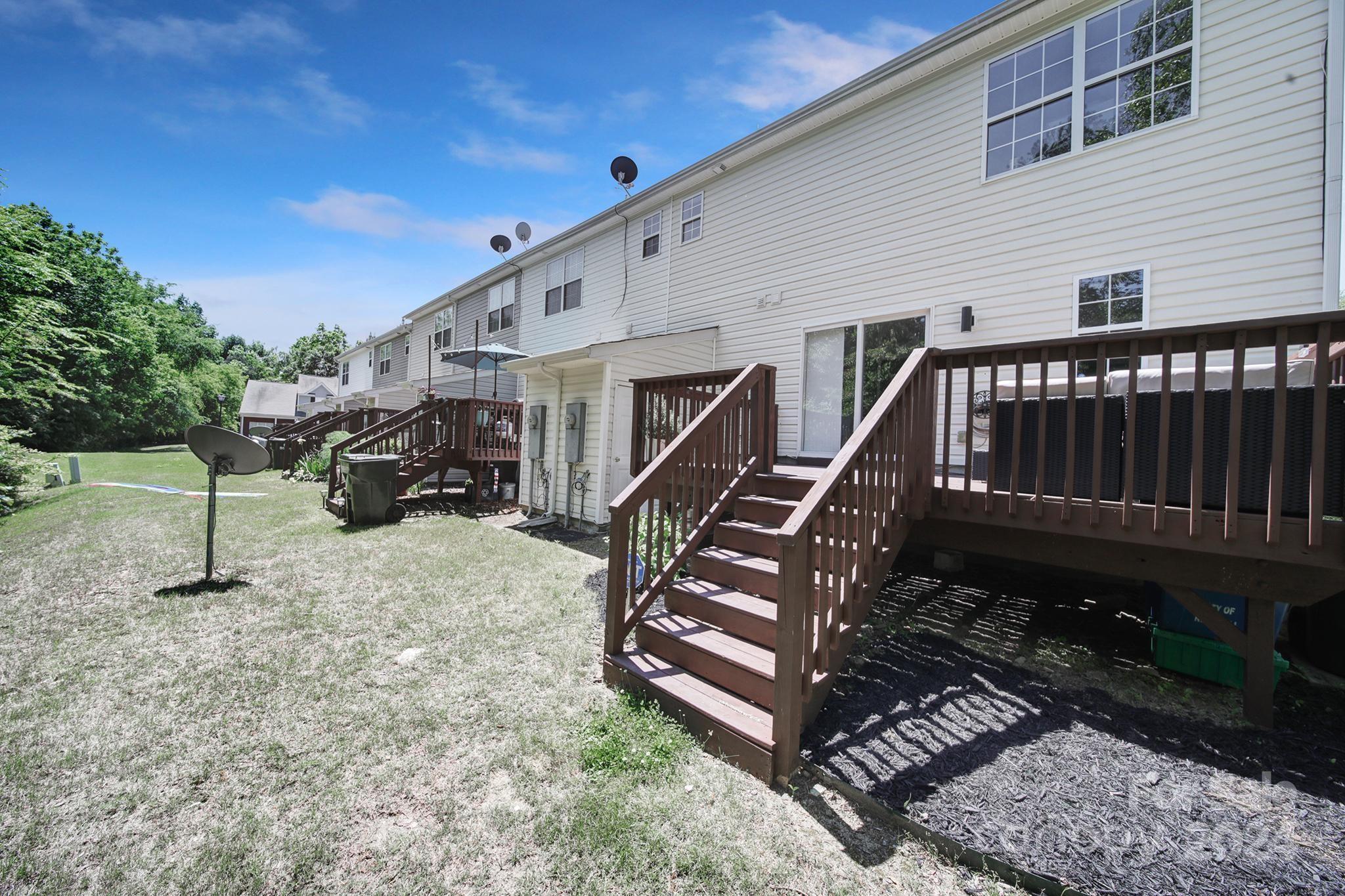 Lexington Commons - Residential