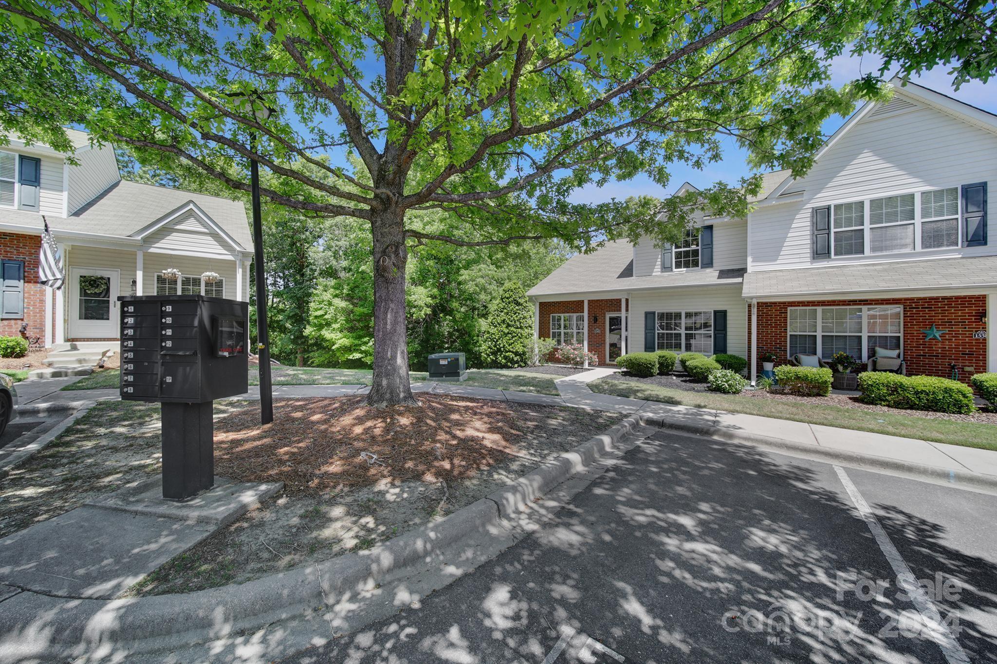 Lexington Commons - Residential