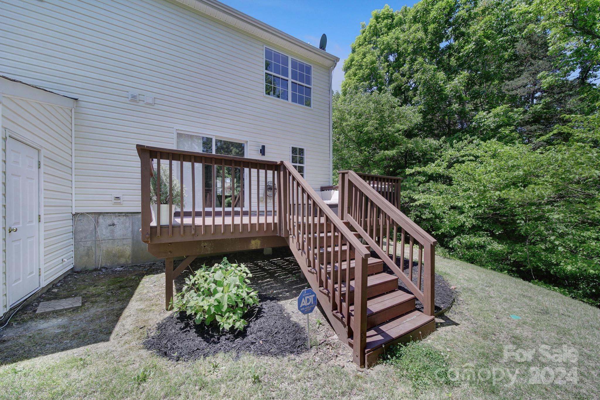 Lexington Commons - Residential