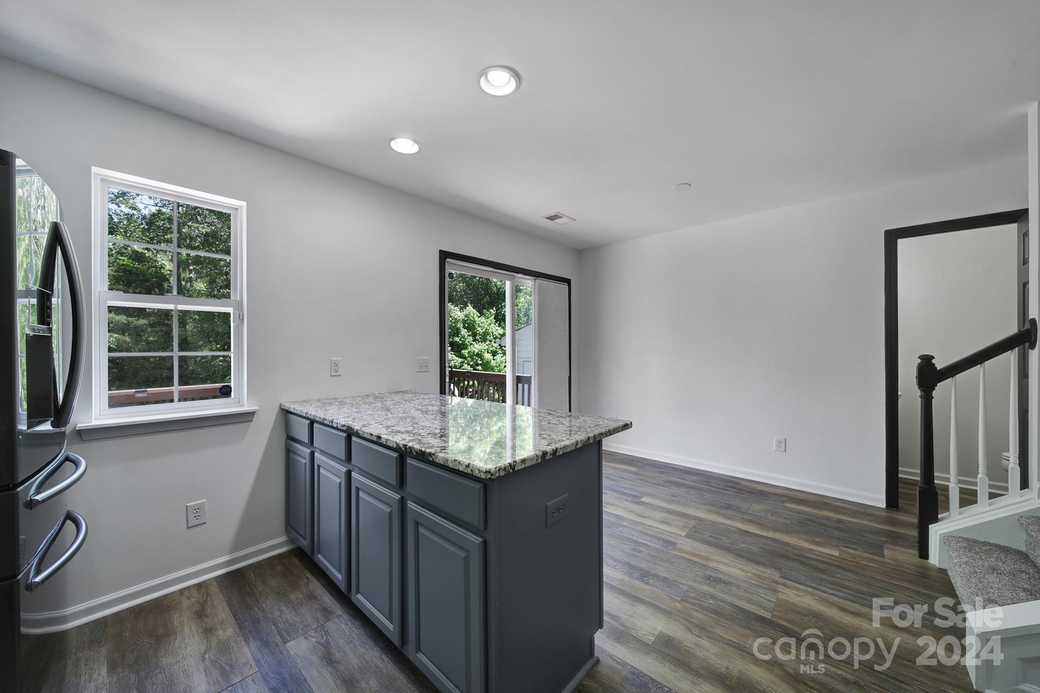 Lexington Commons - Residential