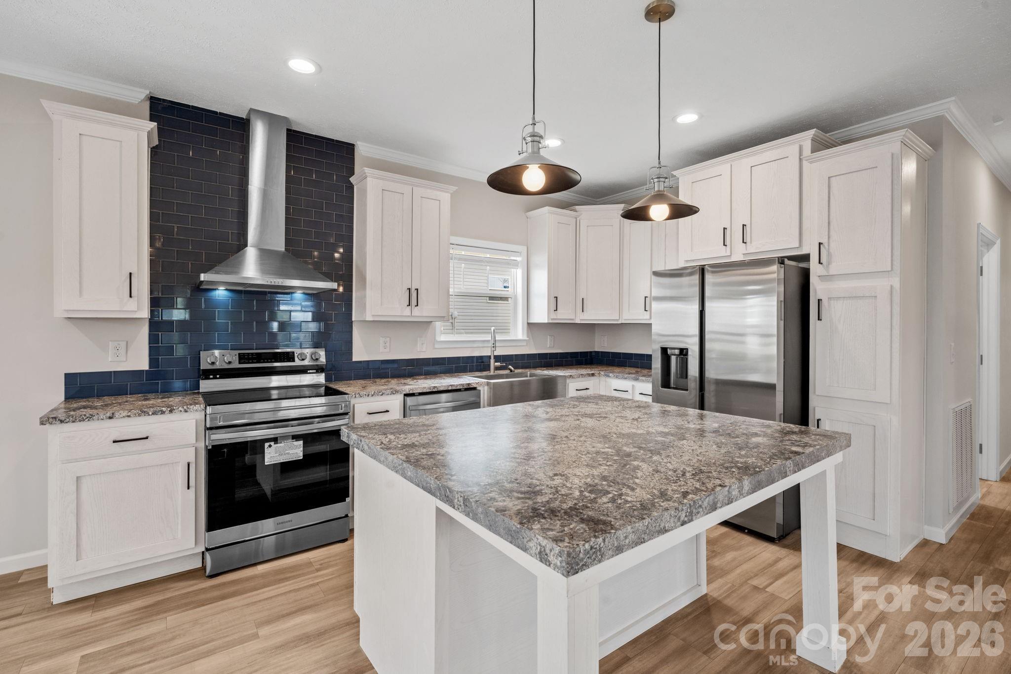 Brooks Cove - Residential