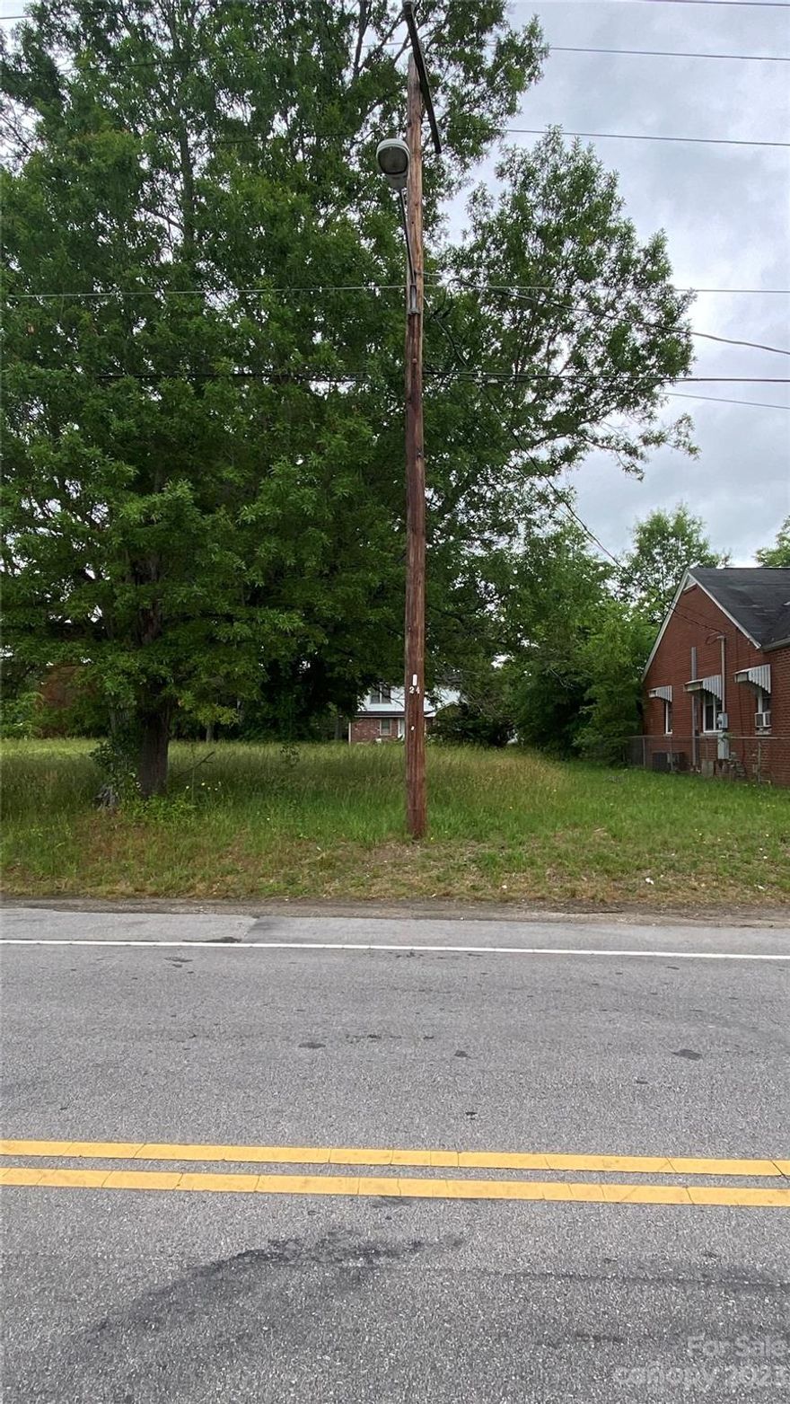 Located within the City of Chester, is this 0.13 acre lot that is level and is fairly cleared.  Take this bare land and transform it into a great little homesite!