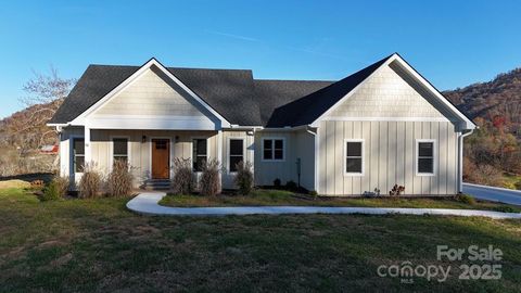 70 Knox Best Street Clyde NC 28721