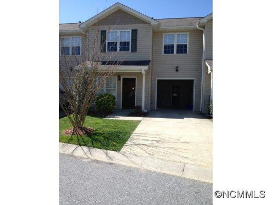 Comfort and convenience is what you will find in this centrally located townhome. Close to airport, shopping, restaurants. One-car garage with extra storage. Laundry and half-bath on main level. Ready for immediate occupancy!