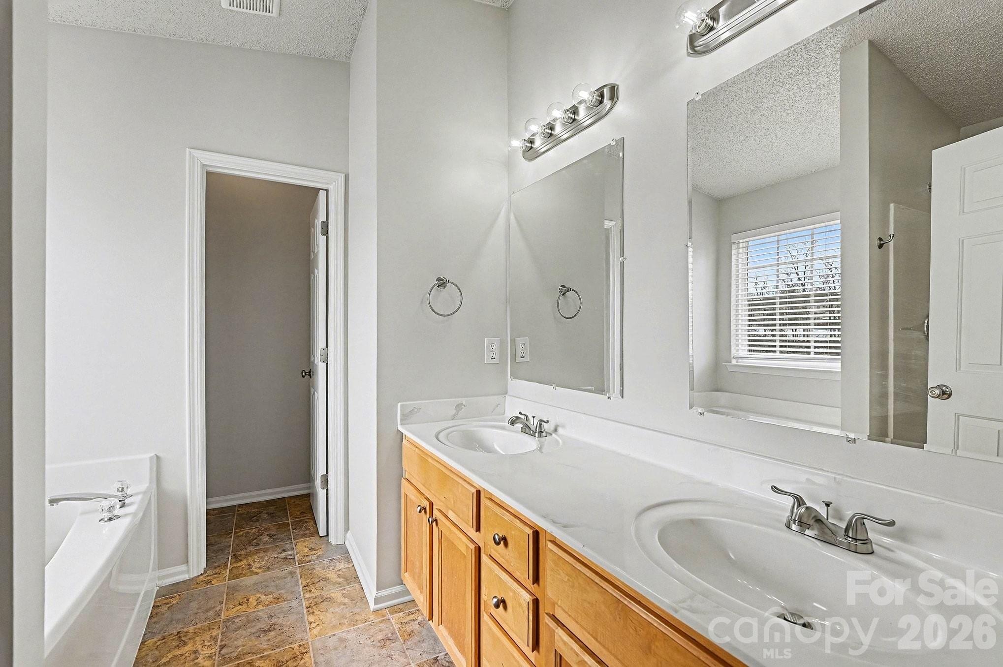 Highland Creek - Residential