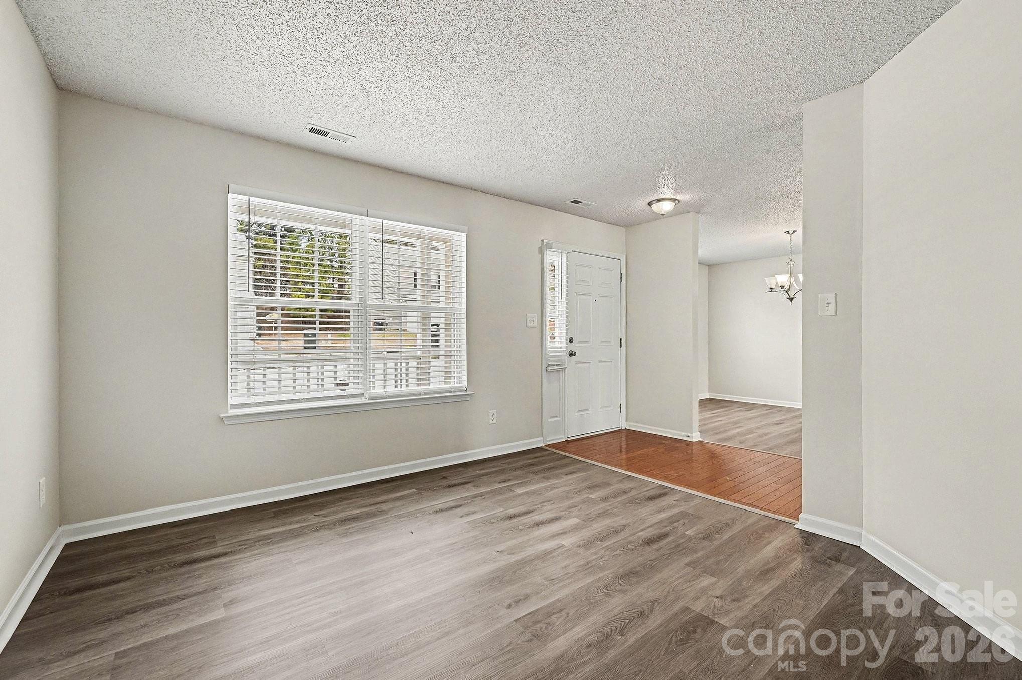 Highland Creek - Residential