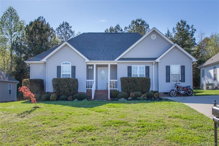 Hurry,  Won't last 3 BR-2Bath.Adorable RANCH home in Clover School District! Wonderful, Fenced in yard with Shed overlooking wooded backyard. New prefinished HDWDS in Great Room. Master suite with Trey ceiling, sep shower and garden tub, dual sinks, split floor plan. Home is convenient to grocery, restaurants, stores, parks, library, PO and award winning Clover schools.New Laminate countertop being installed on the 21. See Sample in kitchen.