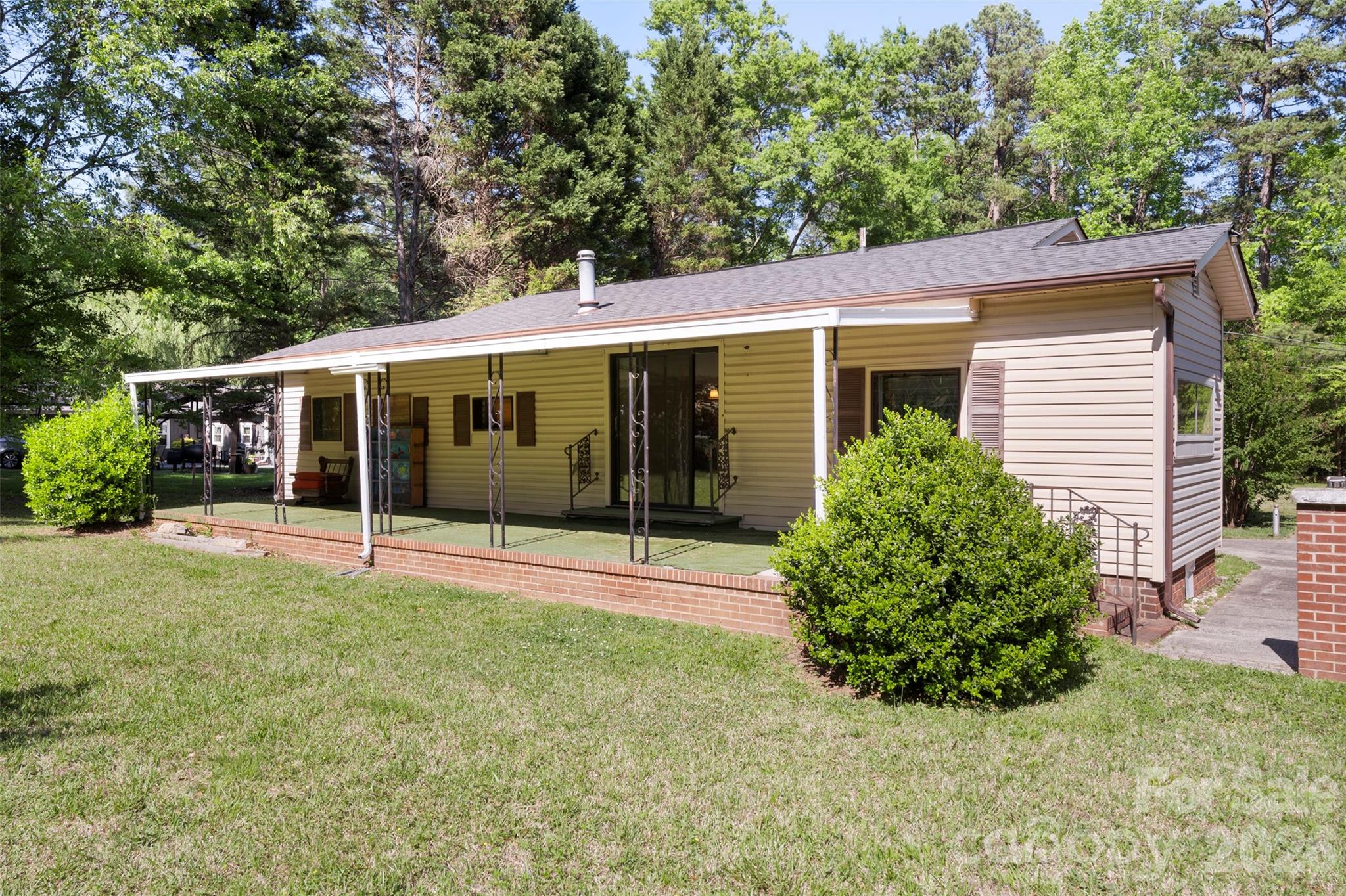 5208 Hickory Grove Road