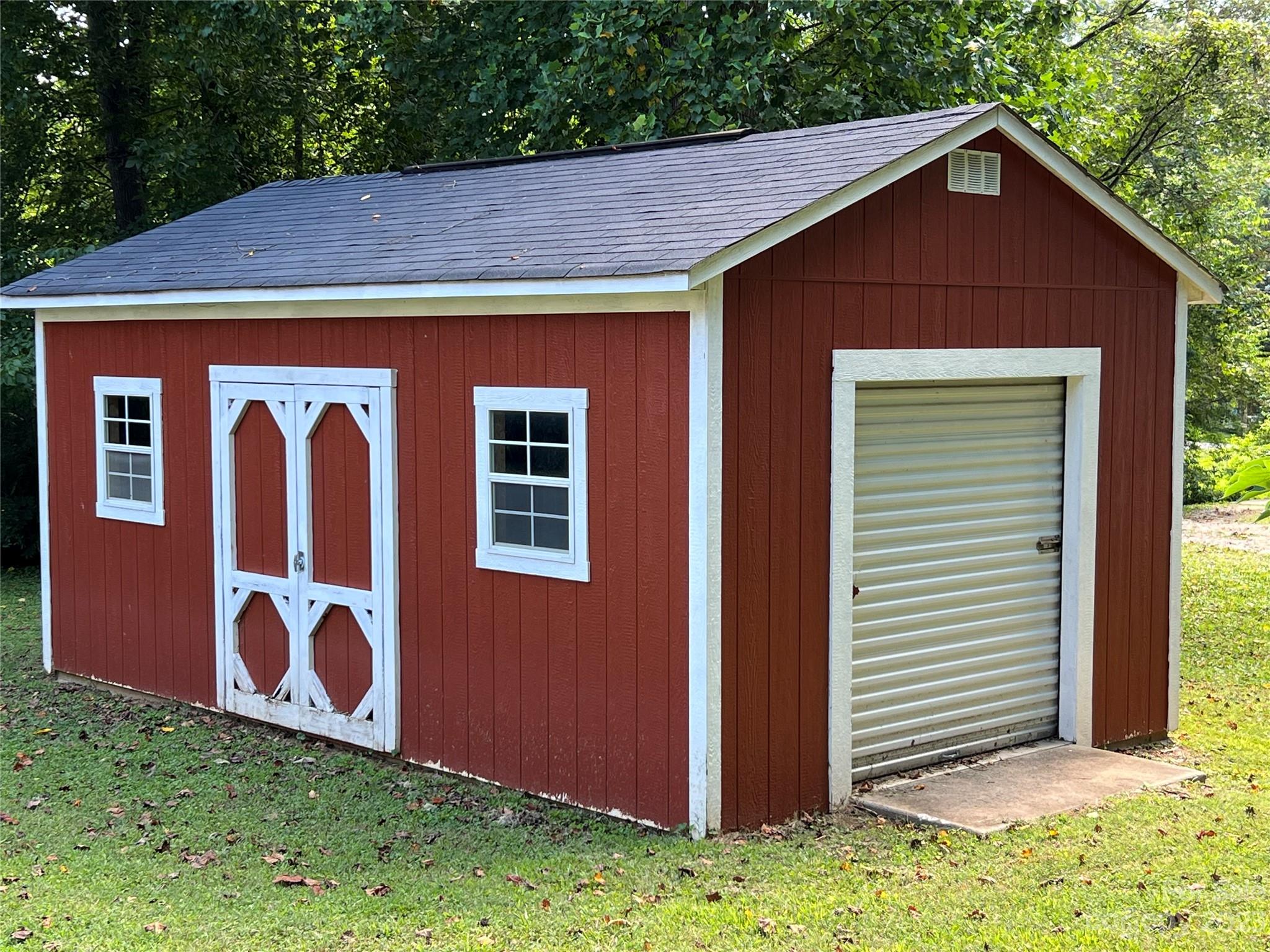 Sherwood Forest - Residential