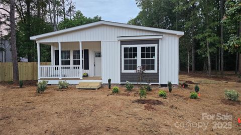 131 Boxwood Lane Forest City NC 28043