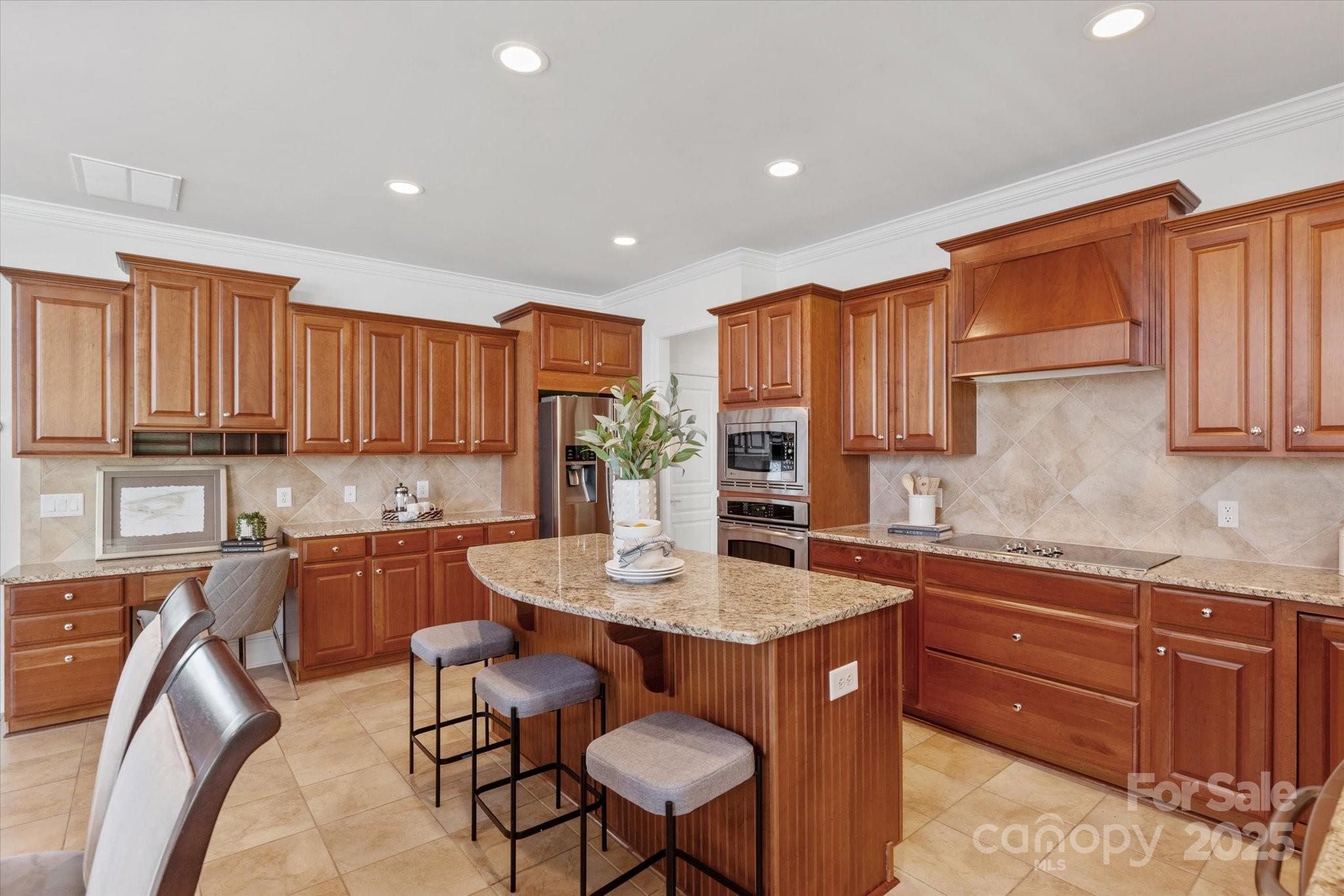 The Chimneys Of Marvin - Residential