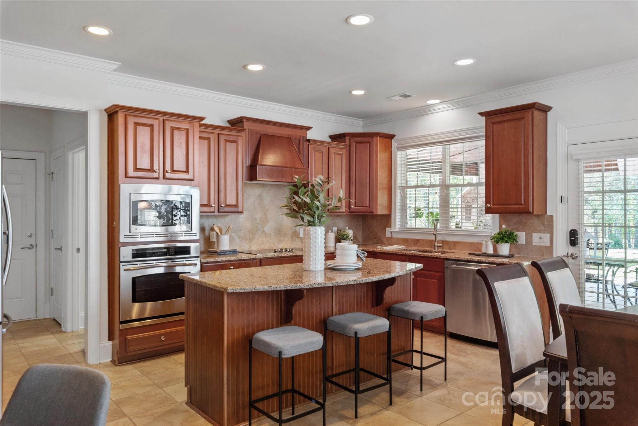 The Chimneys Of Marvin - Residential