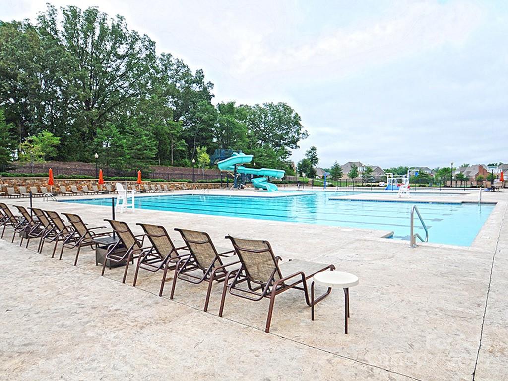 The Chimneys Of Marvin - Residential